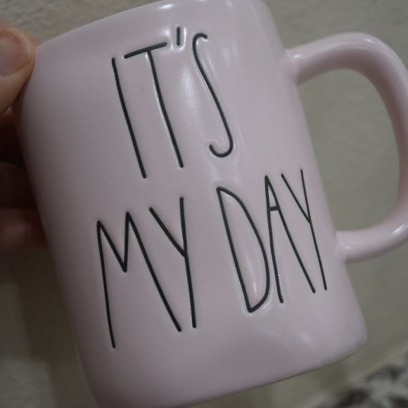 NEW RAE DUNN Artisan by Magneta BIRTHDAY It's My Day Ceramic Coffee Mug Cup Pink - Picture 9 of 9